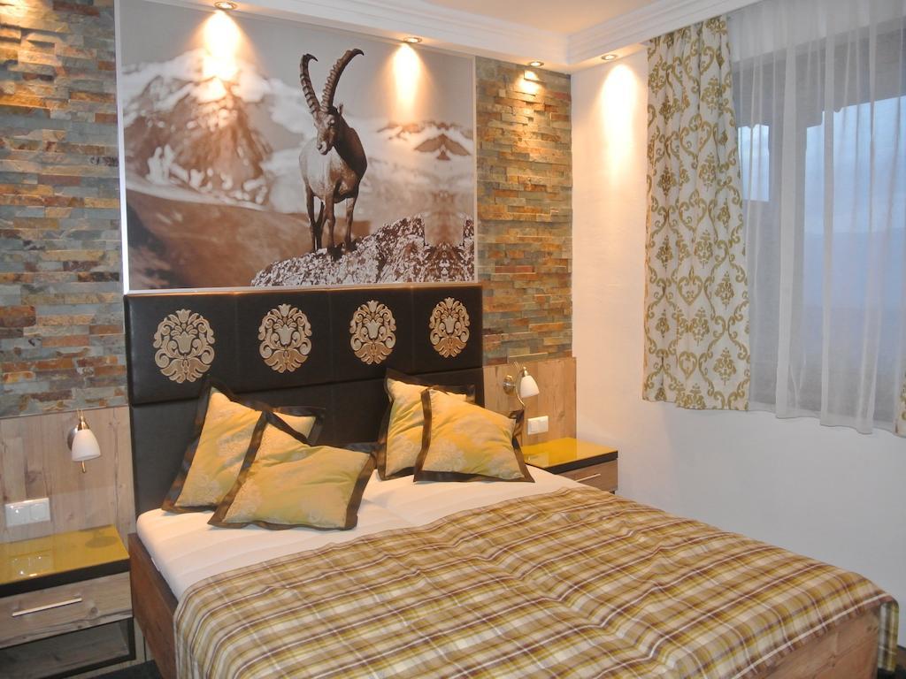 Hotel Baumgartnerhof Finkenstein am Faaker See Номер фото